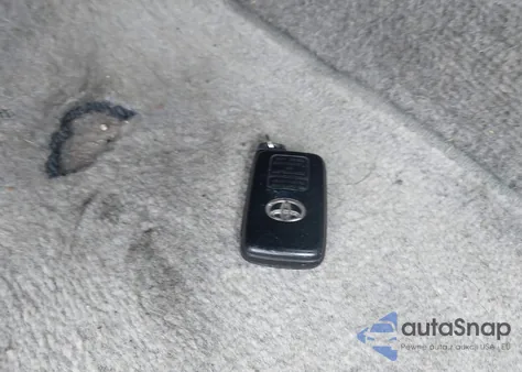 2012 Toyota Prius Two z USA, uszkodzony, nr VIN JTDKN3DUXC5407503